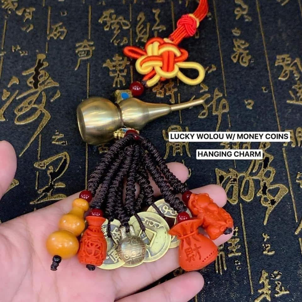 WOLOU CHARM W/ FIVE LUCKY COINS HANGING CHARM