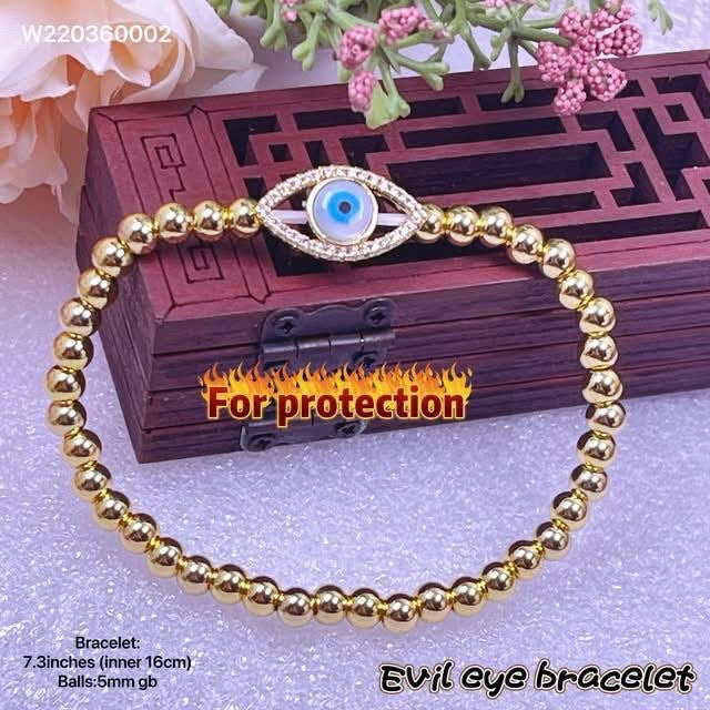 Evil eye bracelet for protection