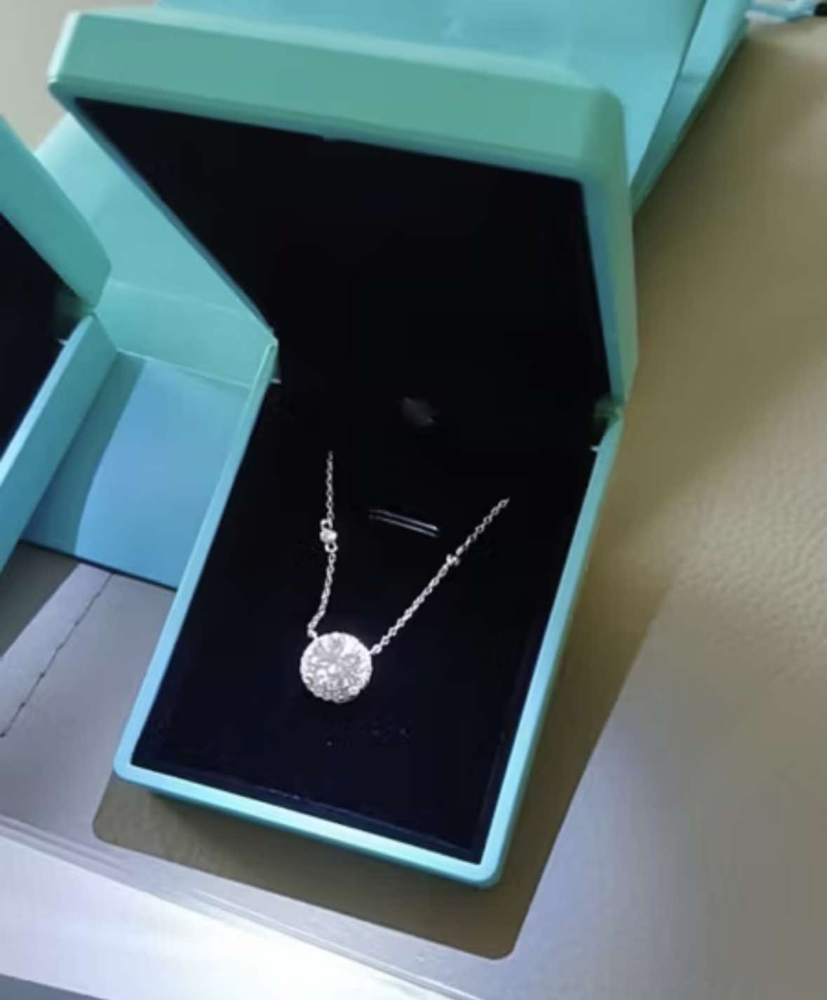 92.5 pure Italy silver
