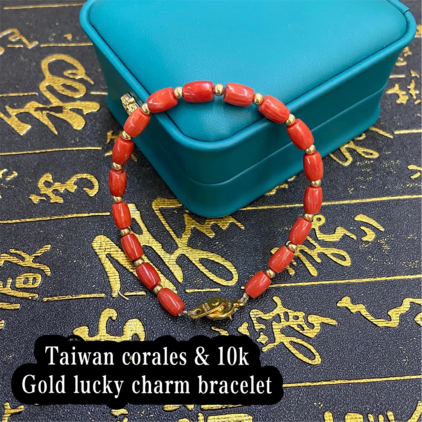 Taiwan corales & 10k gold lucky charm

Bracelet