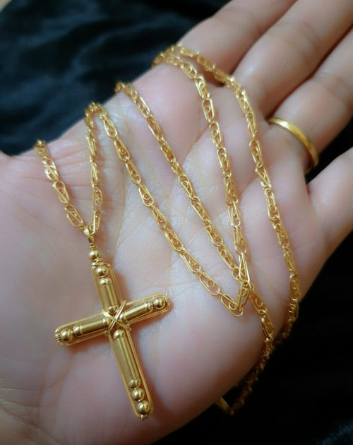 10k Gold Cross necklace