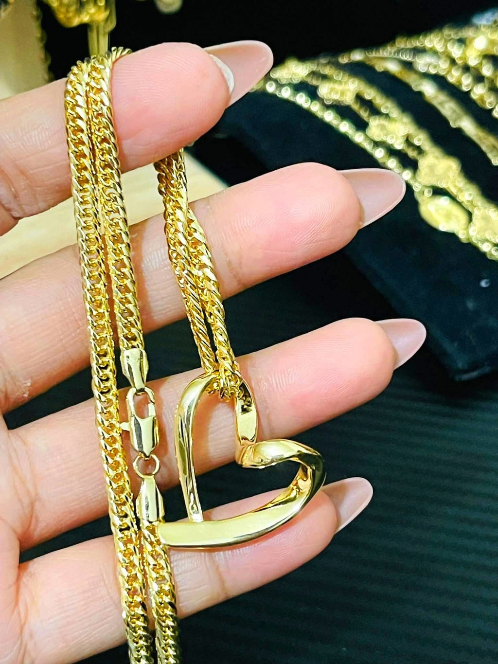 Heart necklace  18 inches premium quality