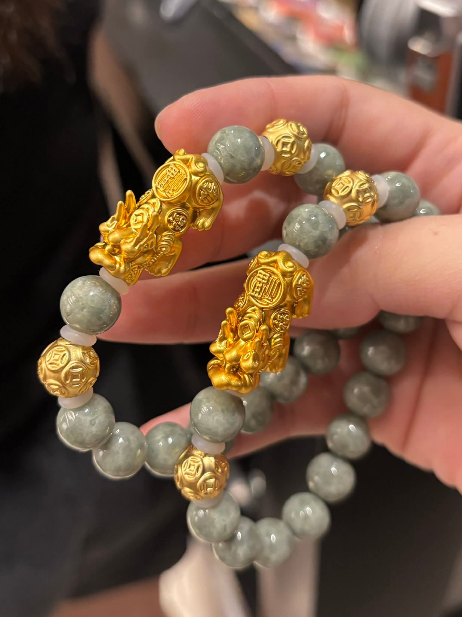 10K Piyao Gold — Authentic Burma Jade Stone ✨

10mm

Size 7.5

• Protection & Health: It is believed that jade protects the wearer from harm and absorbs negative energy, sometimes breaking to protect the user from misfortune. It is also a