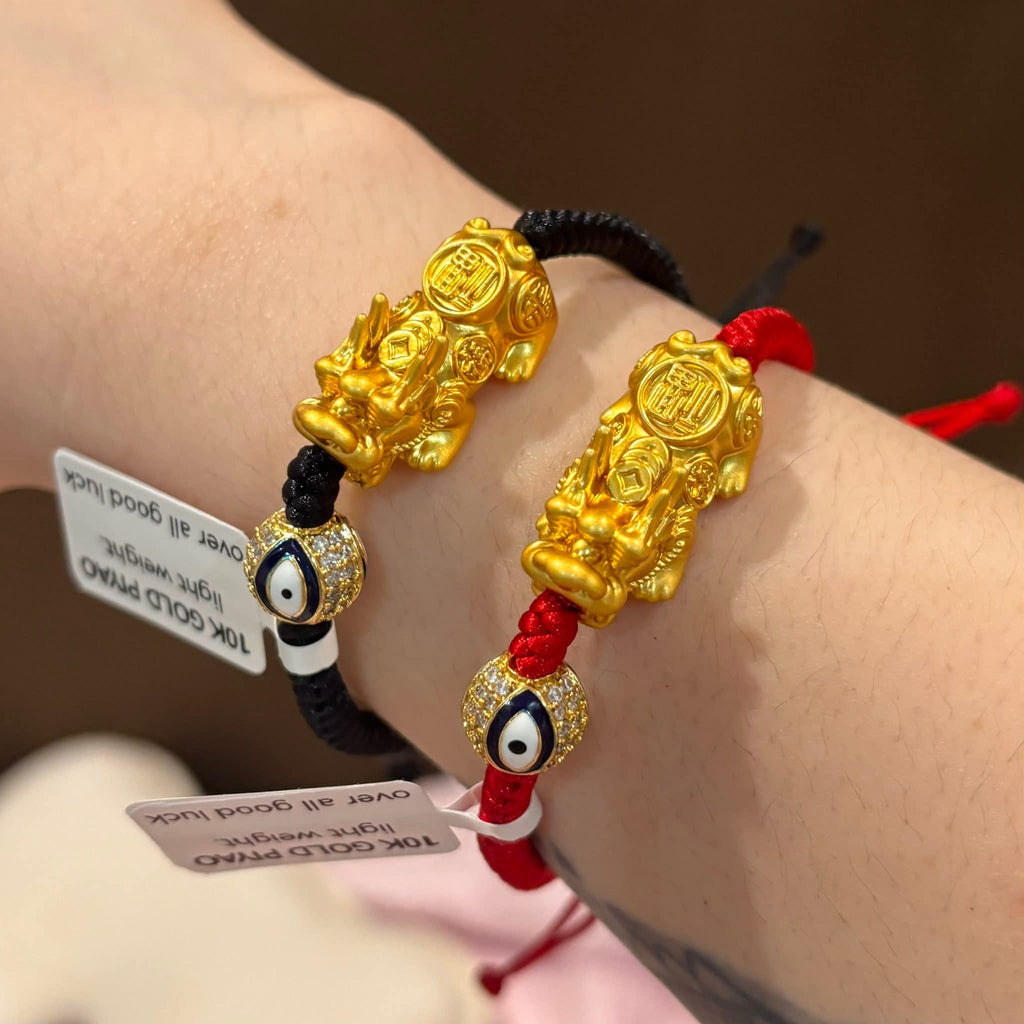 10Karat Gold Piyao
light weight.   Evil eye bracelet