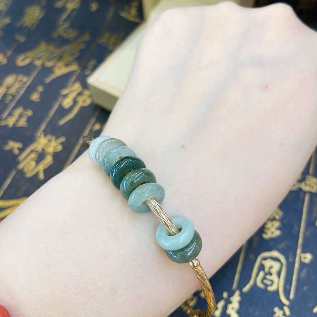 LUCKY 8 INFINITY MONEY COIN JADE IN 10K & BALLS CHARM BRACELET