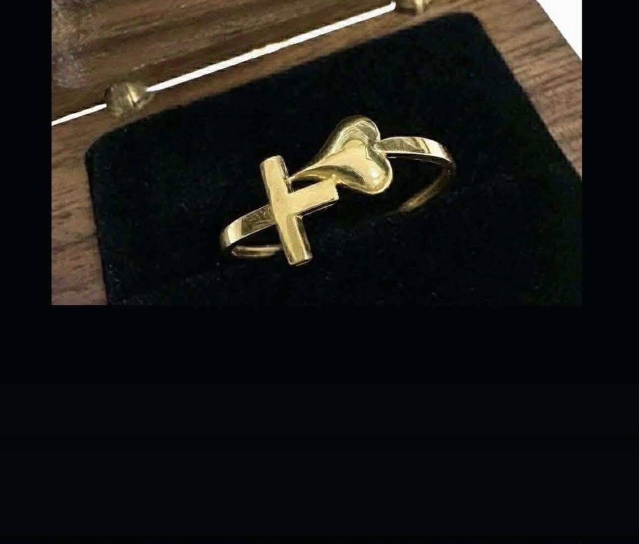 18k saudi gold ring cross and heart design