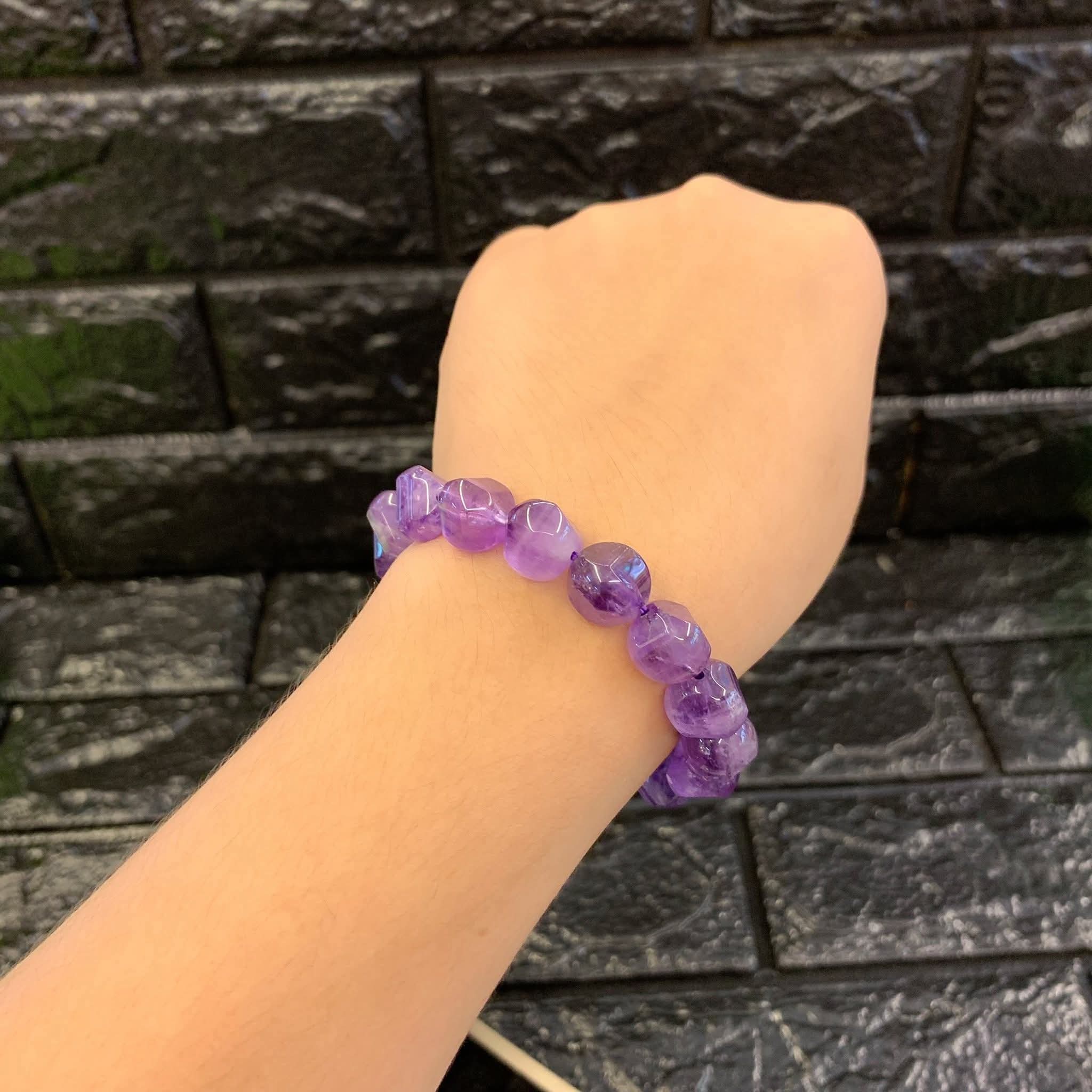 LUCKY AMETHYST SIMPLE CHARM BRACELET