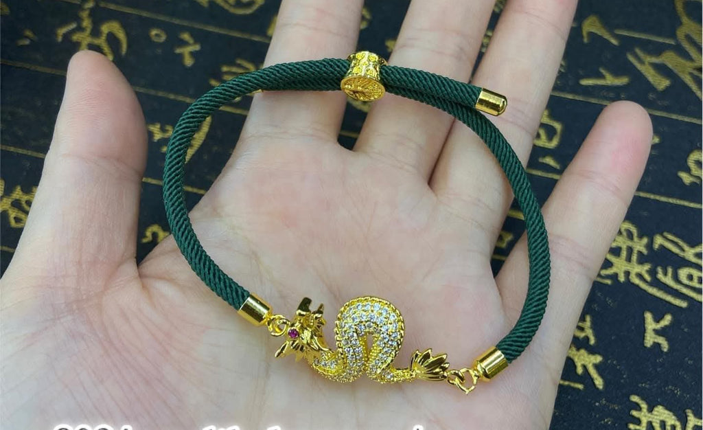 Emerald green lucky charm bracelet
